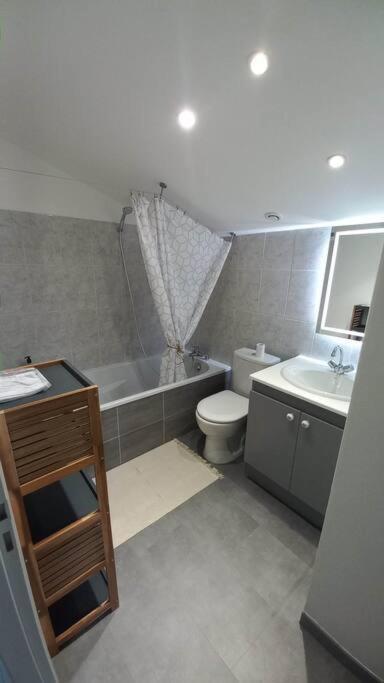Appartement 70 M2 - Terrasse Et Jardin Privatifs Mouguerre Buitenkant foto